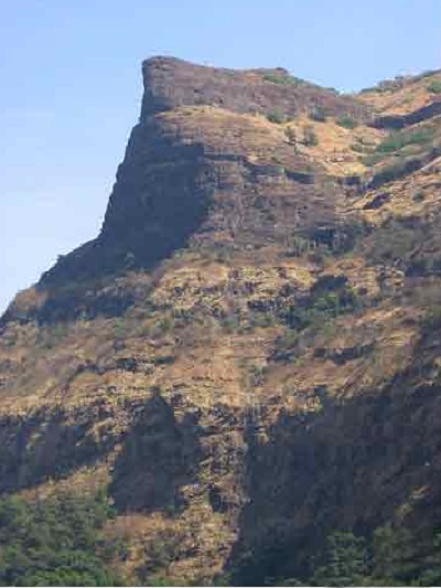 Thal/Khubladha -Fort