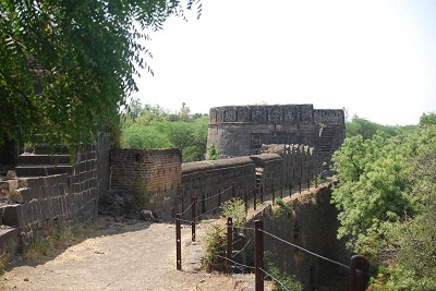 Madangad-Fort 