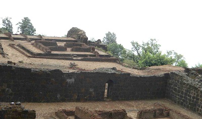 Thal/Khubladha -Fort